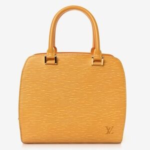 Louis Vuitton Pont Neuf Épi Leather Yellow Handbag